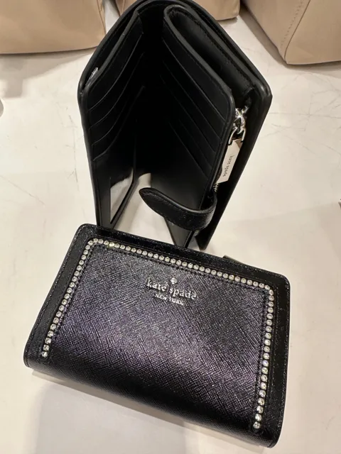 MADISON PATENT FAUX CRYSTAL MEDIUM WALLET KJ952