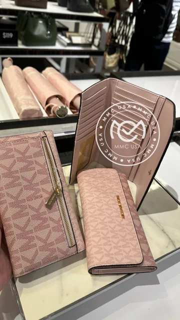 MK TRIFOLD WALLET SIGNATURE