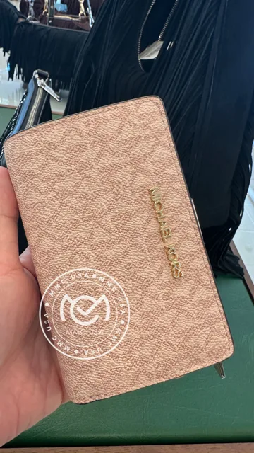 MK MEDIUM COMPACT WALLET SIGN