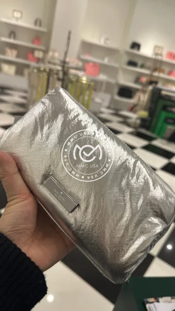 KS CARTER COSMETIC POUCH METALLIC KM591