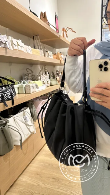 KS LARGE PINCH SHOULDER BAG KN639